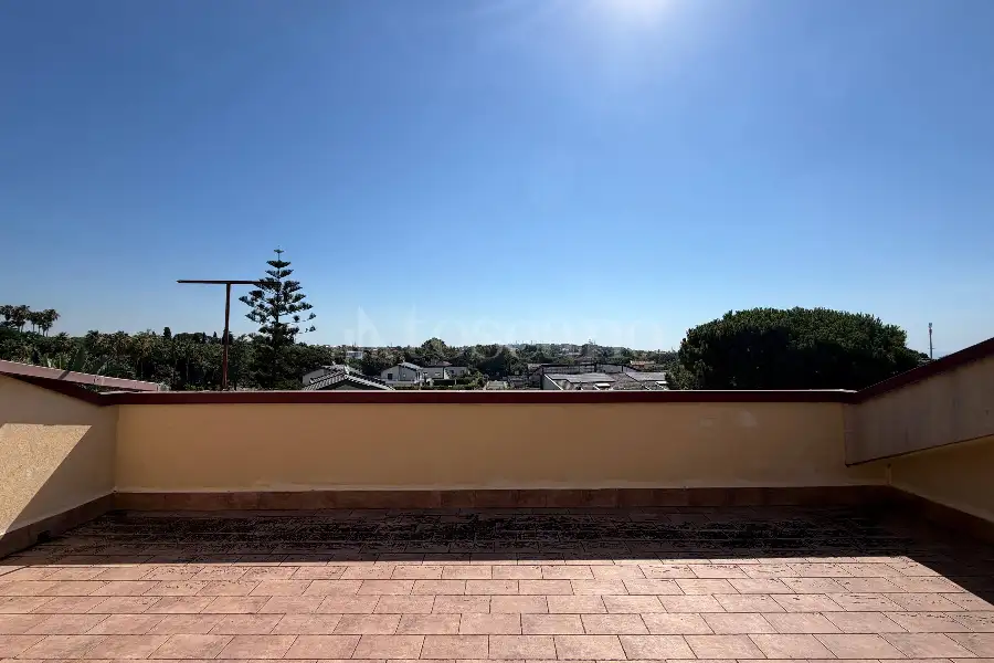 Villa in vendita di 330 mq a €498.000 (rif. 120/2026)