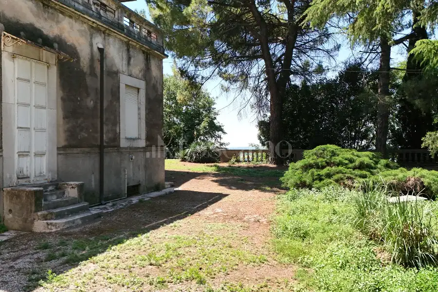 Rustico in vendita di 2.000 mq a €2.000.000 (rif. 26/2026)