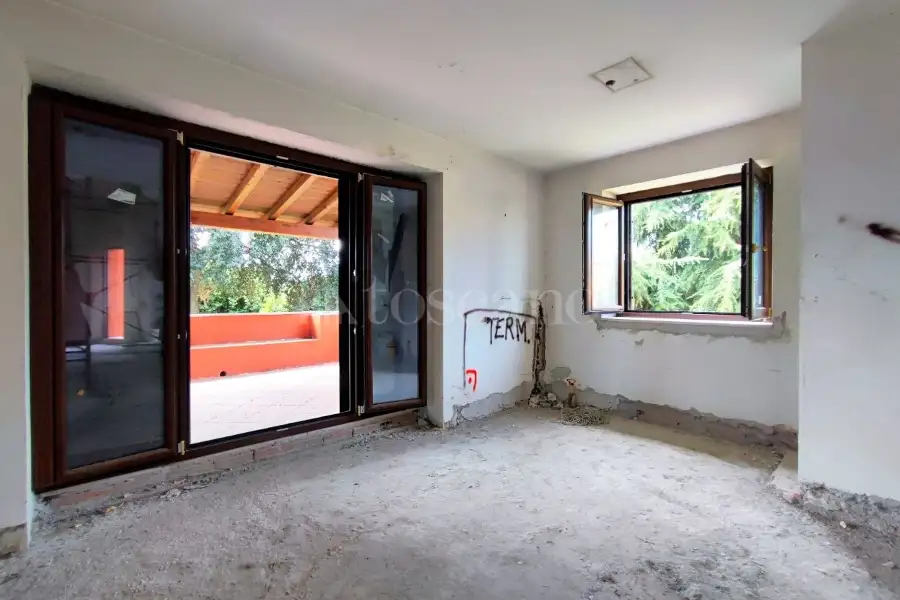 Villa in vendita di 250 mq a €240.000 (rif. 18/2026)