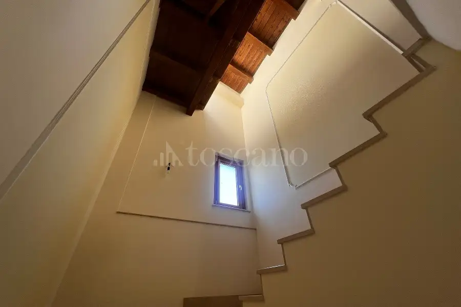 Casa Indipendente in vendita di 240 mq a €580.000 (rif. 14/2026)