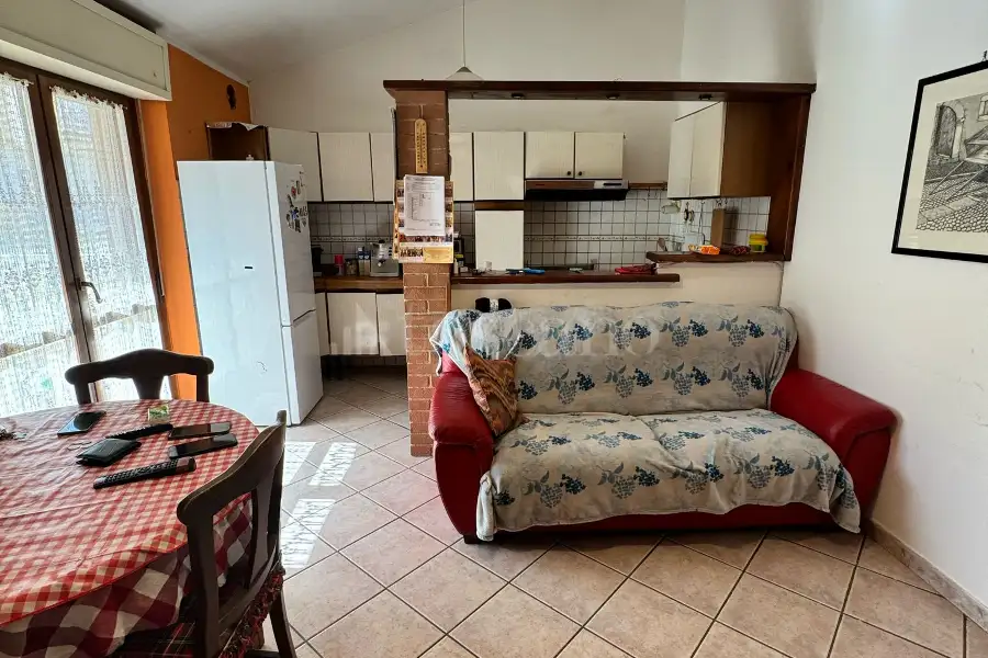 Casa in affitto di 85 mq a €500 (rif. 7/2026)