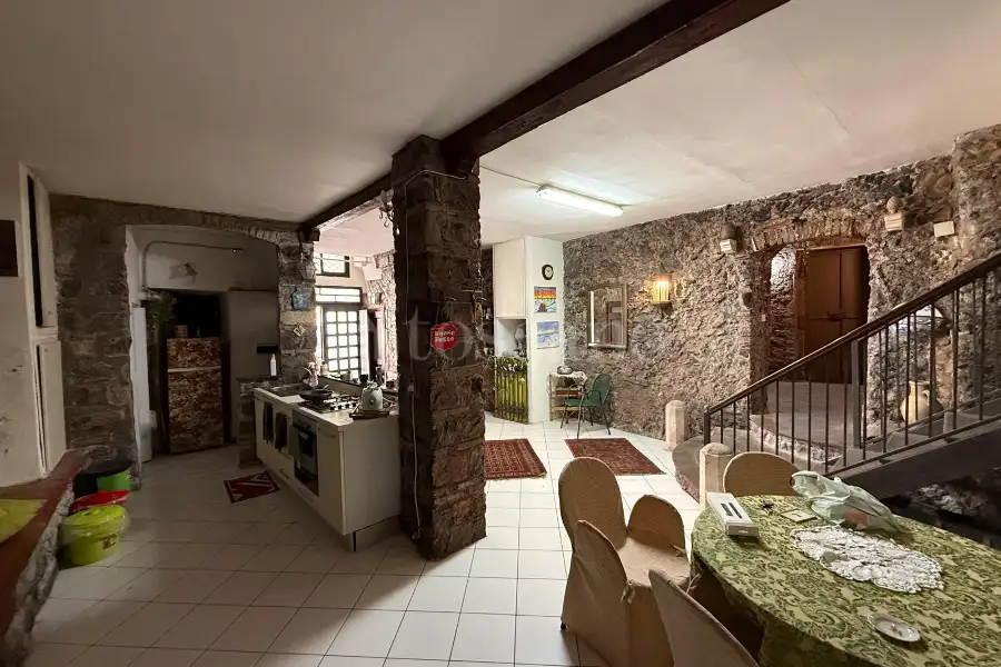 Casa in vendita di 132 mq a €160.000 (rif. 9/2026)