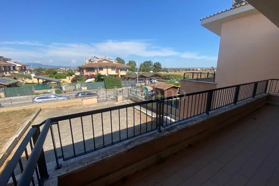 Villa Plurifamiliare in vendita di 250 mq a €449.000 (rif. 58/2026)