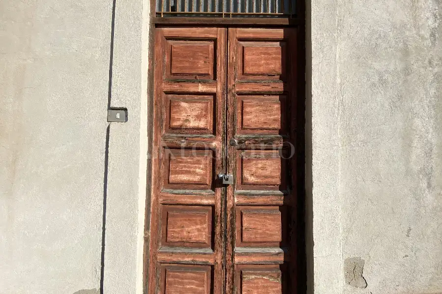 Casa Indipendente in vendita di 290 mq a €123.000 (rif. 2/2025)