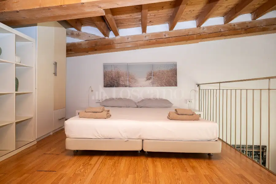 Loft in affitto di 65 mq a €950 (rif. 33/2026)