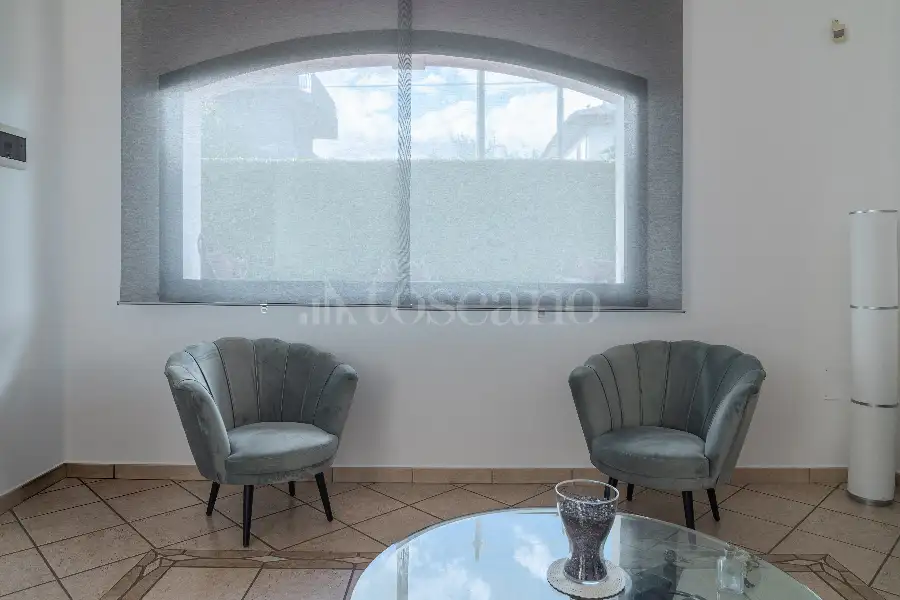 Villa in vendita di 200 mq a €390.000 (rif. 77/2026)