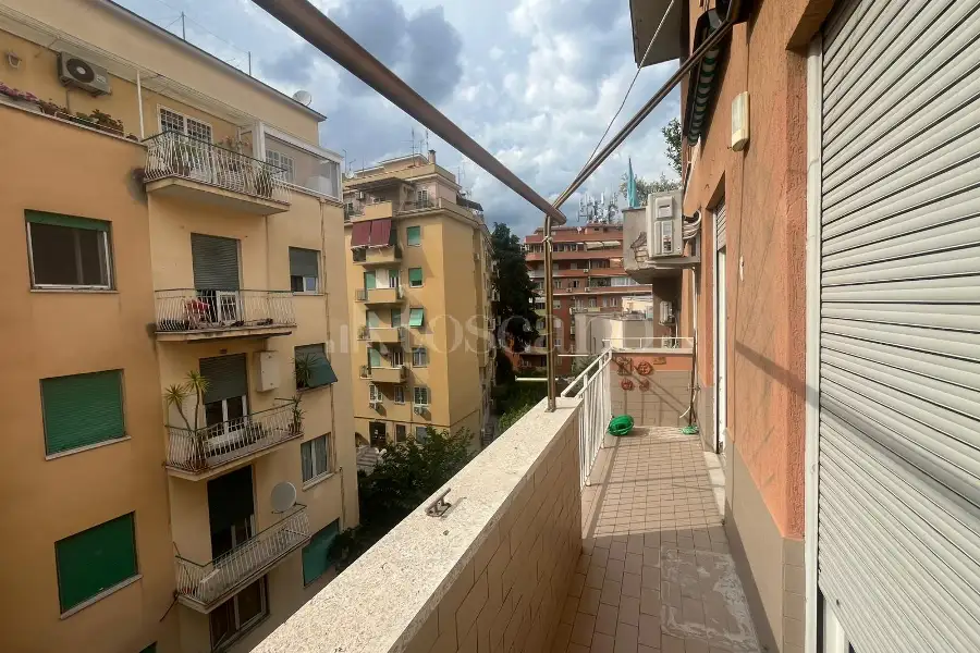 Stanza in affitto di 90 mq a €700 (rif. 30/2026)