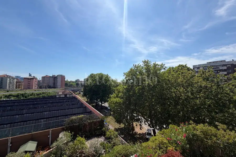Superattico in vendita di 200 mq a €850.000 (rif. 8/2026)