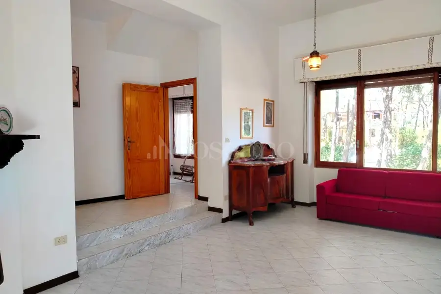 Villa in vendita di 280 mq a €845.000 (rif. 45/2025)