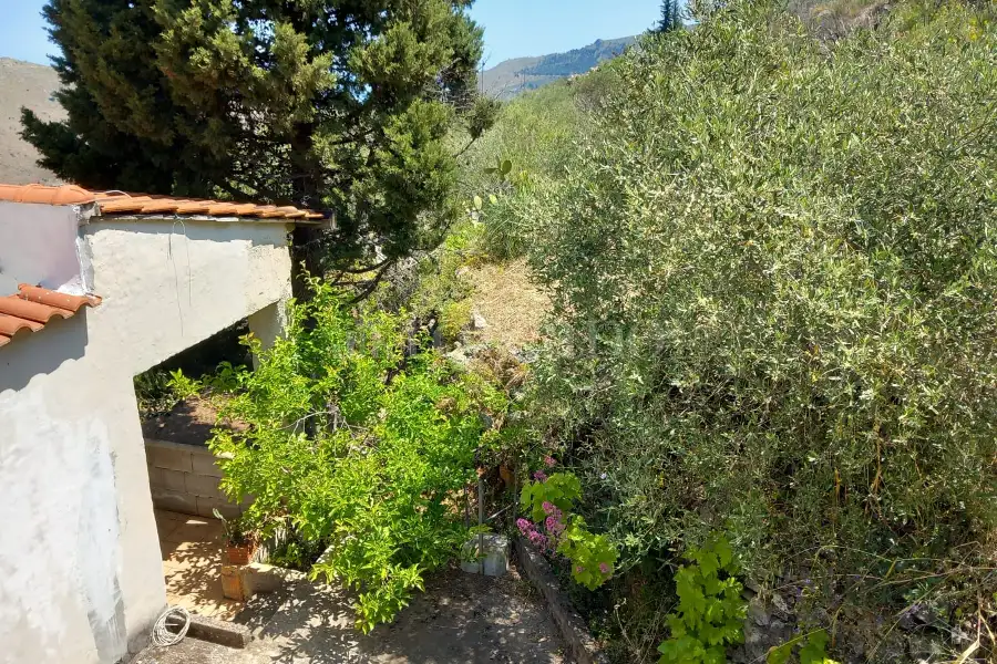 Villa in vendita di 100 mq a €107.000 (rif. 14/2026)