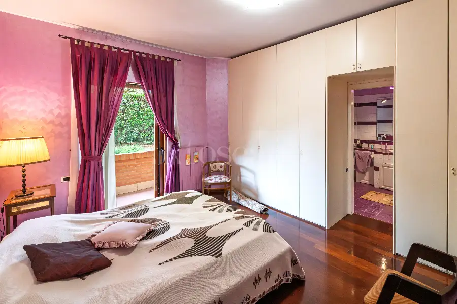 Villa Bifamiliare in vendita di 420 mq a €770.000 (rif. 16/2025)