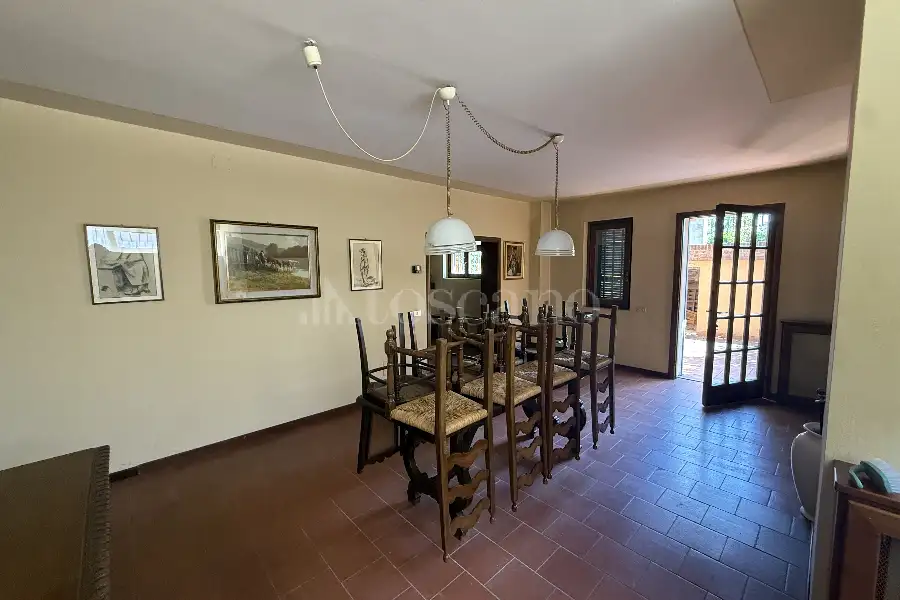 Villa in vendita di 500 mq trattativa riservata (rif. 33/2026)
