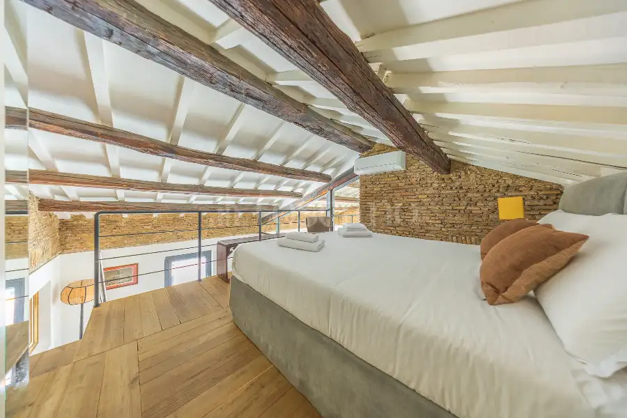 Casa in vendita di 96 mq a €1.099.000 (rif. 44/2026)