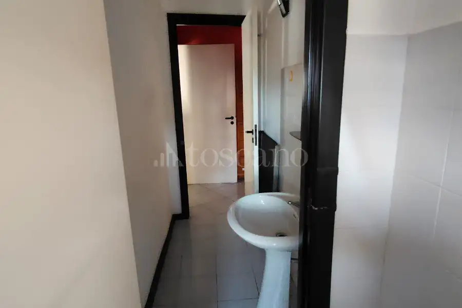 Ufficio in vendita di 180 mq a €269.000 (rif. 48/2026)