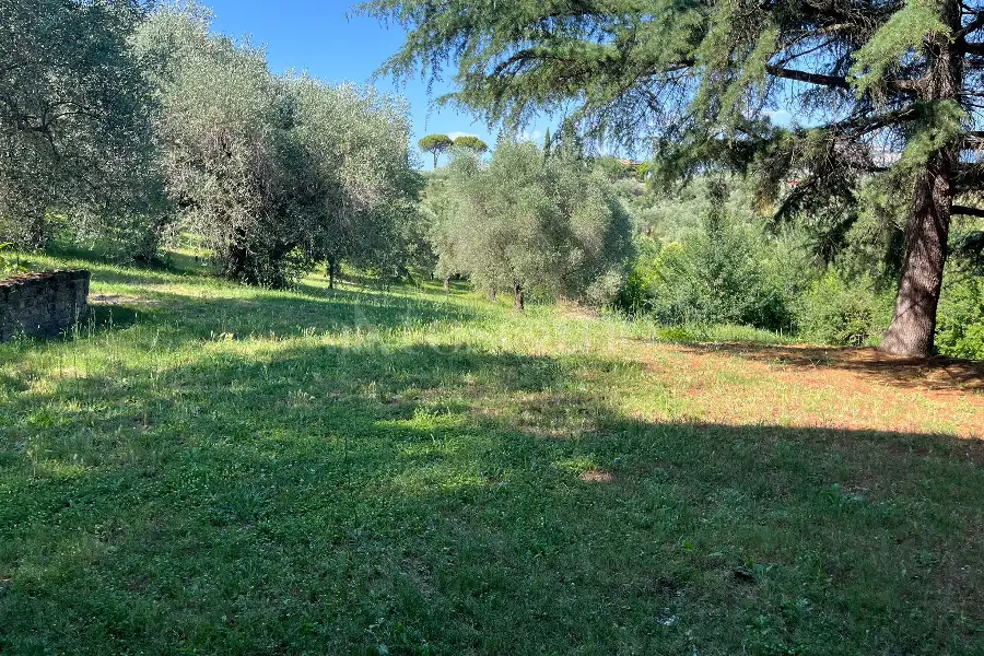 Villa in vendita di 300 mq a €339.000 (rif. 33/2026)