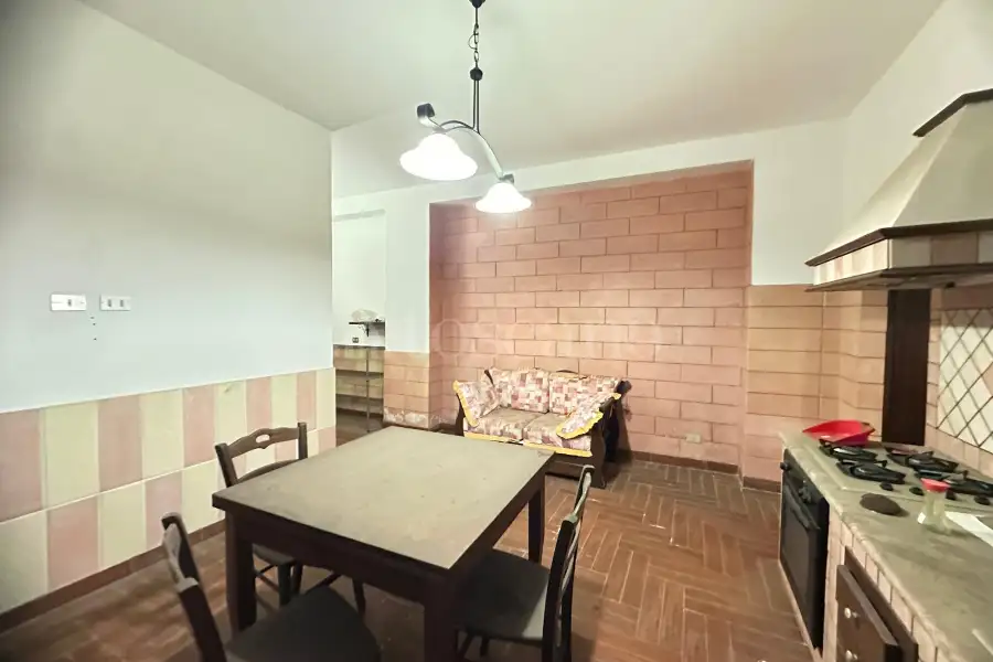 Casa Indipendente in vendita di 233 mq a €199.000 (rif. 95/2025)