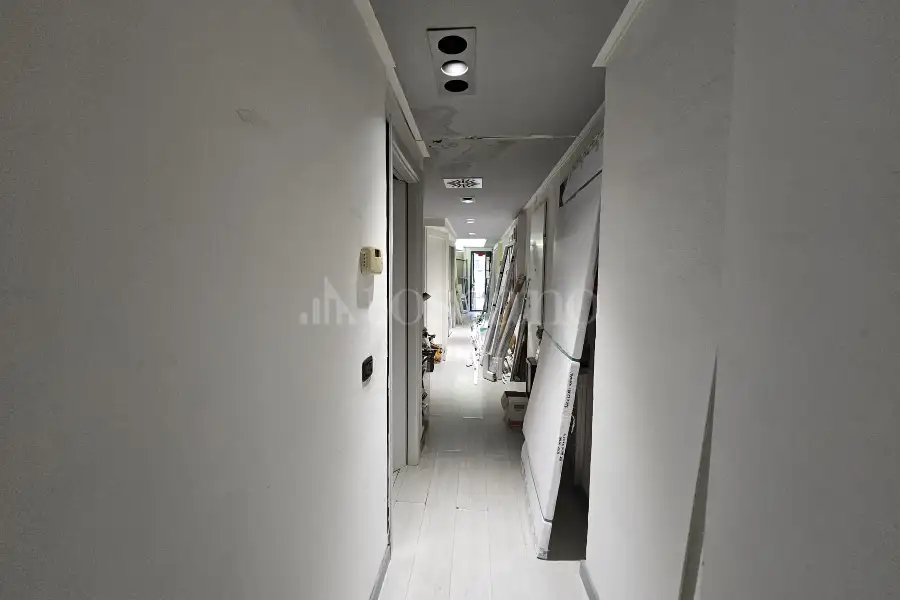 Negozio in vendita di 60 mq a €140.000 (rif. 57/2024)