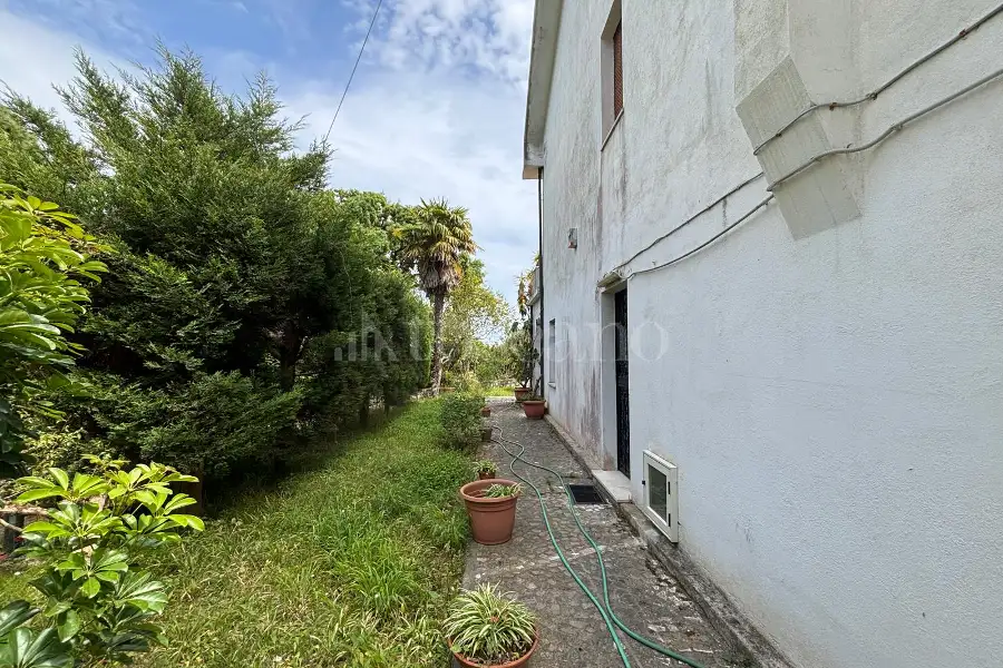 Villa in vendita di 260 mq a €315.000 (rif. 20/2026)
