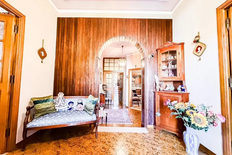 Villa Bifamiliare in vendita di 273 mq a €420.000 (rif. 37/2026)