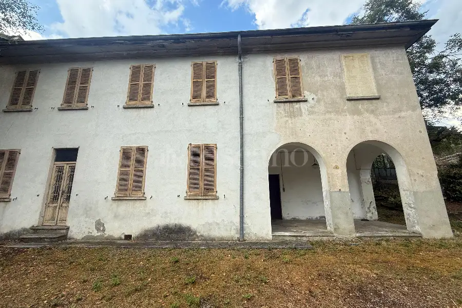Casa Indipendente in vendita di 200 mq a €115.000 (rif. 25/2025)