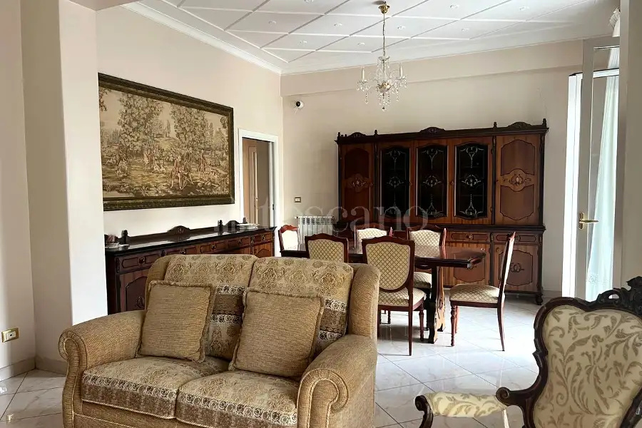 Casa in affitto di 146 mq a €950 (rif. 147/2026)