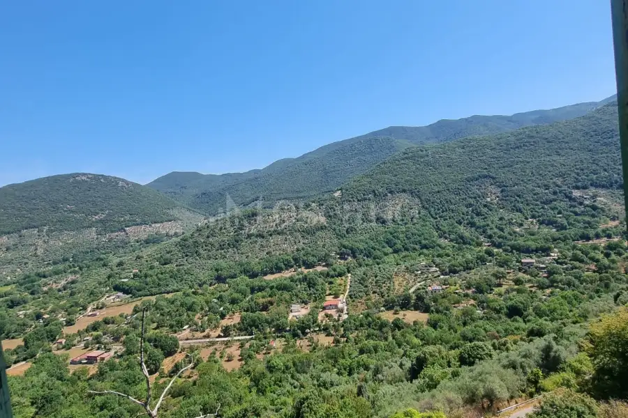 Casale in vendita di 660 mq a €95.000 (rif. 22/2025)