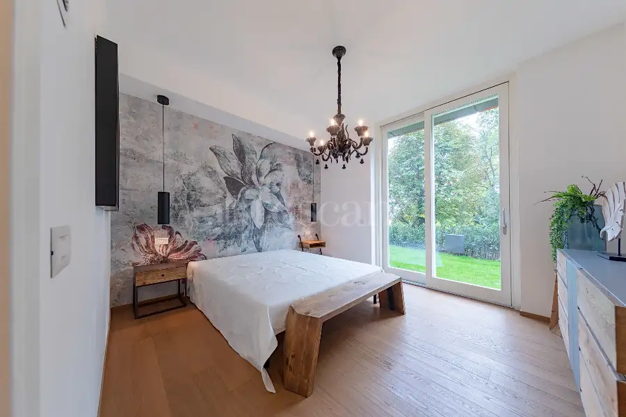 Villa in vendita di 400 mq a €3.700.000 (rif. 31/2024)
