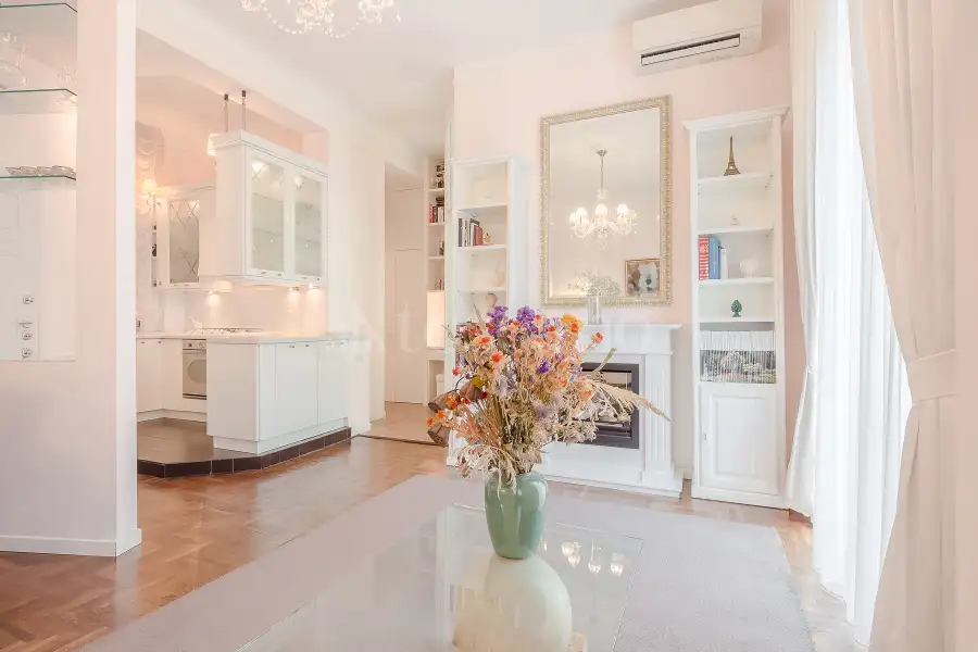 Casa in vendita di 60 mq a €550.000 (rif. 1/2026)