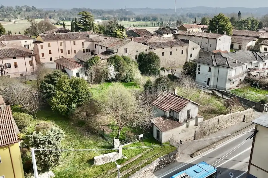 Edificabile Residenziali in vendita di 1.439 mq a €440.000 (rif. 8/2026)