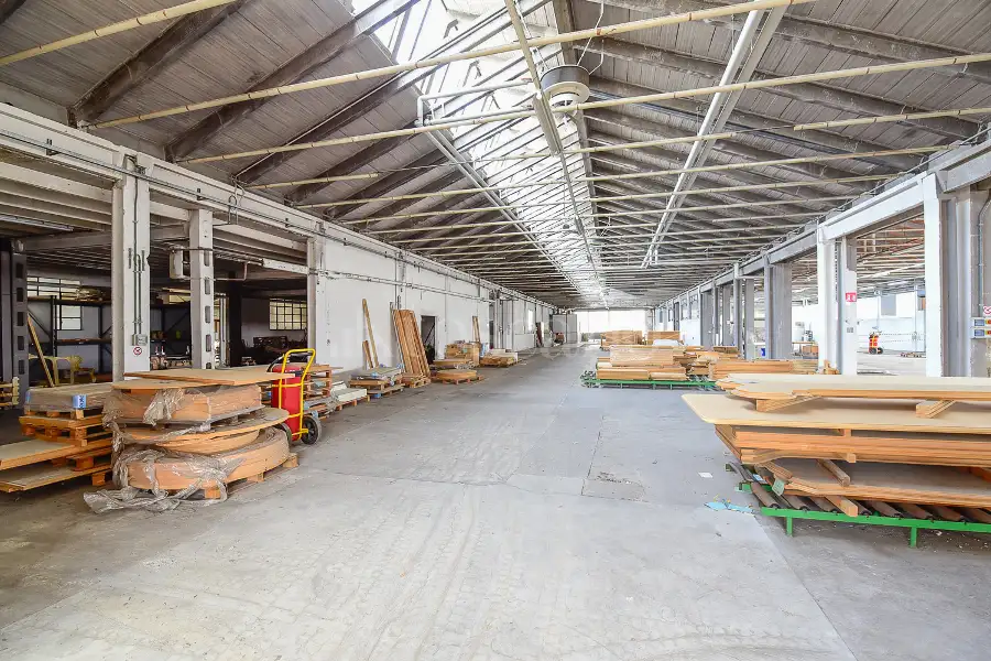 Magazzino in vendita di 3.000 mq a €1.700.000 (rif. 34/2026)