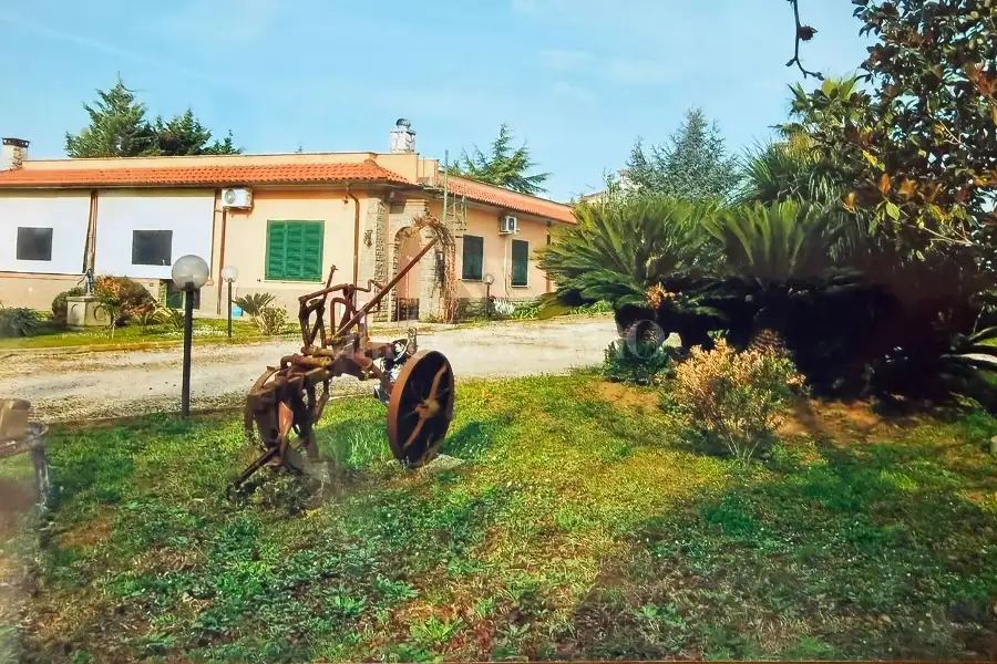 Casa Indipendente in vendita di 225 mq a €379.000 (rif. 73/2026)