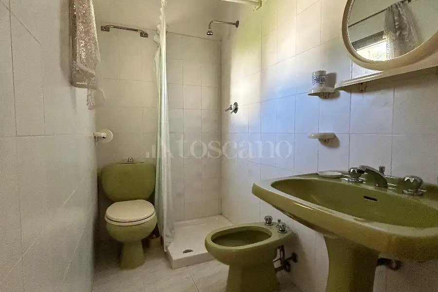 Casa Indipendente in vendita di 260 mq a €240.000 (rif. 120/2026)