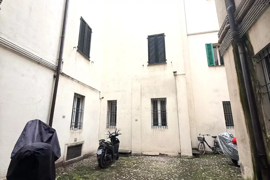 Casa in vendita di 200 mq a €765.000 (rif. 24/2025)