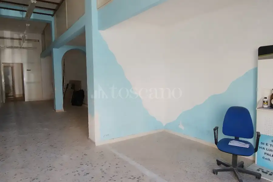 Negozio in vendita di 81 mq a €109.000 (rif. 17/2026)