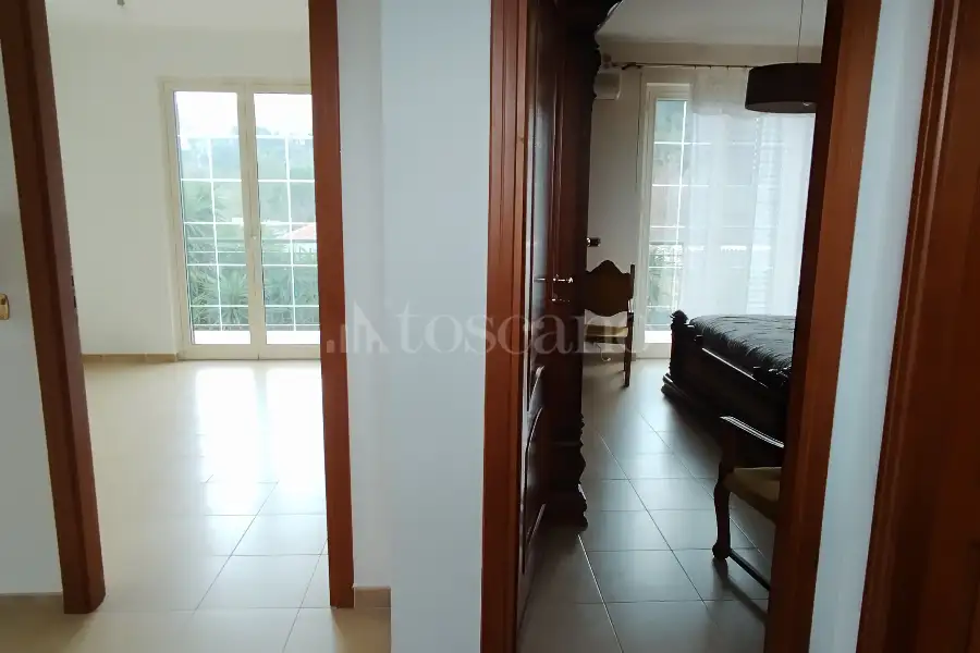 Villino a Schiera in vendita di 200 mq a €350.000 (rif. 1/2026)