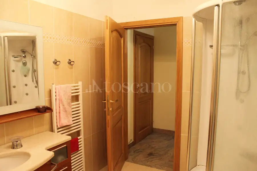 Villa in vendita di 270 mq a €255.000 (rif. 4/2026)
