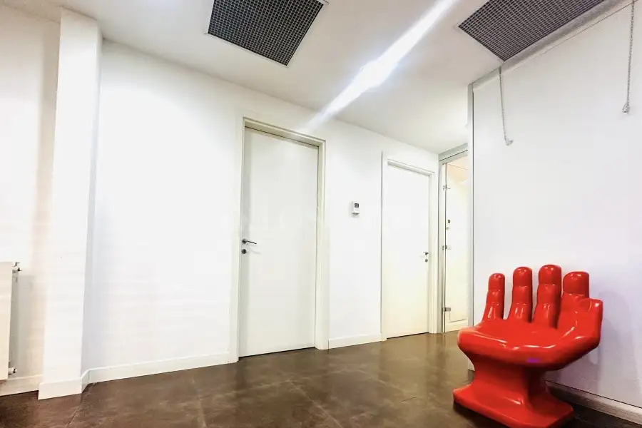 Ufficio in affitto di 180 mq a €4.000 (rif. 57/2025)