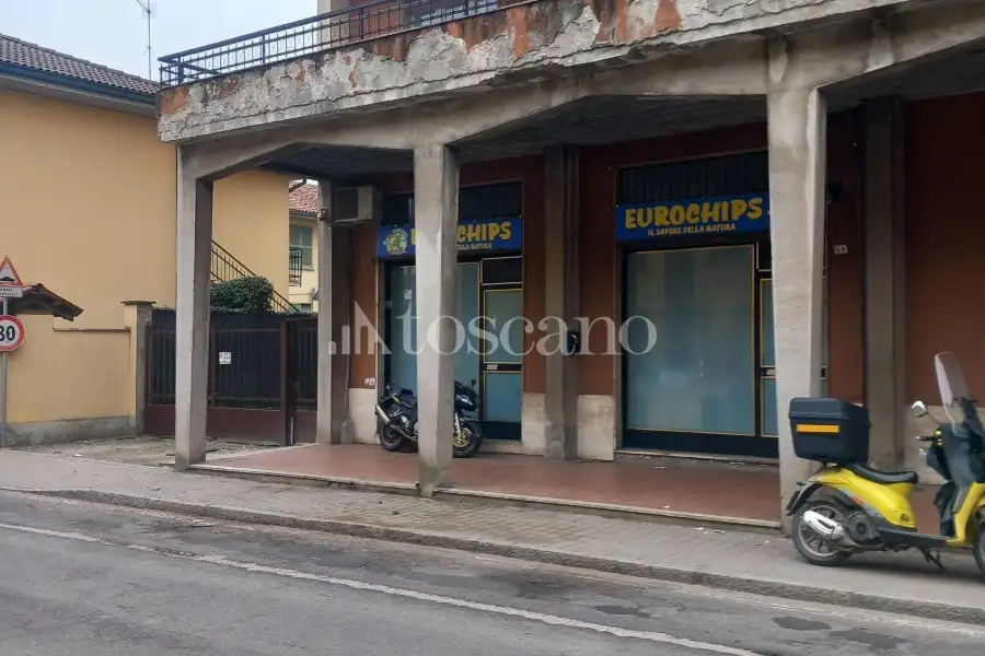 Negozio in vendita di 54 mq a €70,000 (rif. TS0317VE)