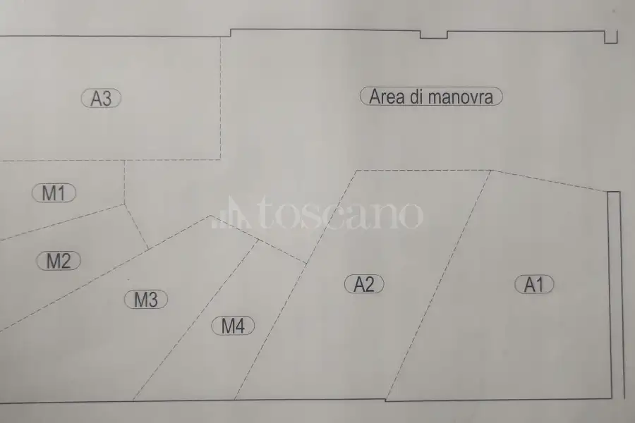 Box in vendita di 12 mq a €55.000 (rif. 51/2026)