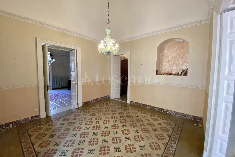 Casa Indipendente in vendita di 300 mq a €249.000 (rif. 103/2025)