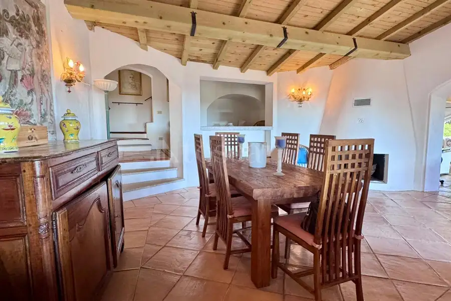 Villa in vendita di 291 mq trattativa riservata (rif. 11/2026)