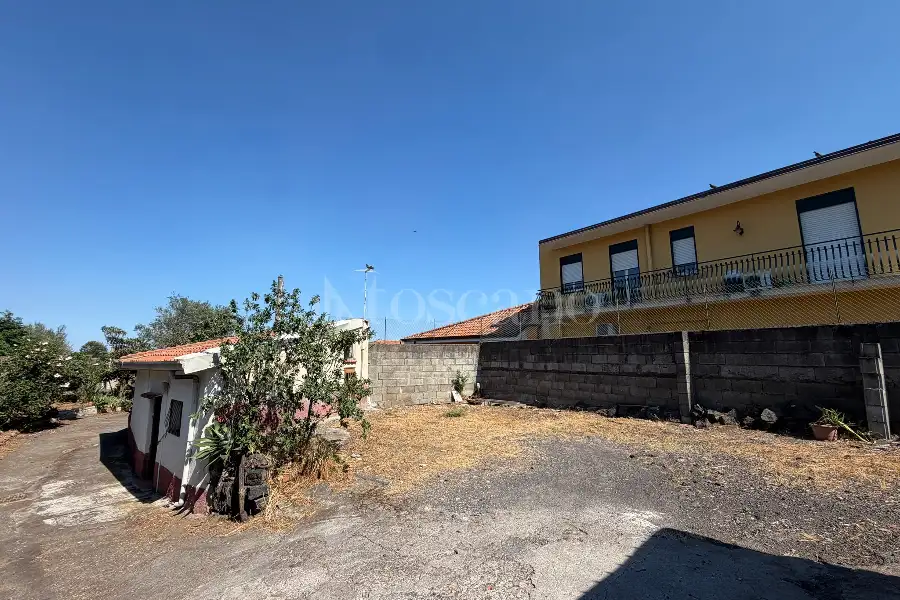 Edificabile Residenziali in vendita di 6.000 mq a €659.000 (rif. 117/2026)