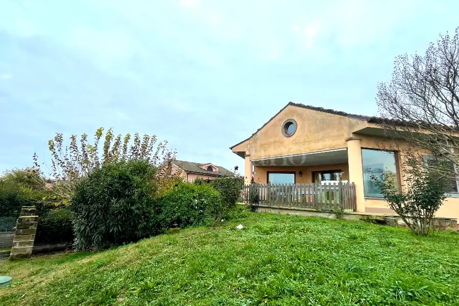 Villa in vendita di 260 mq a €369.000 (rif. 47/2025)