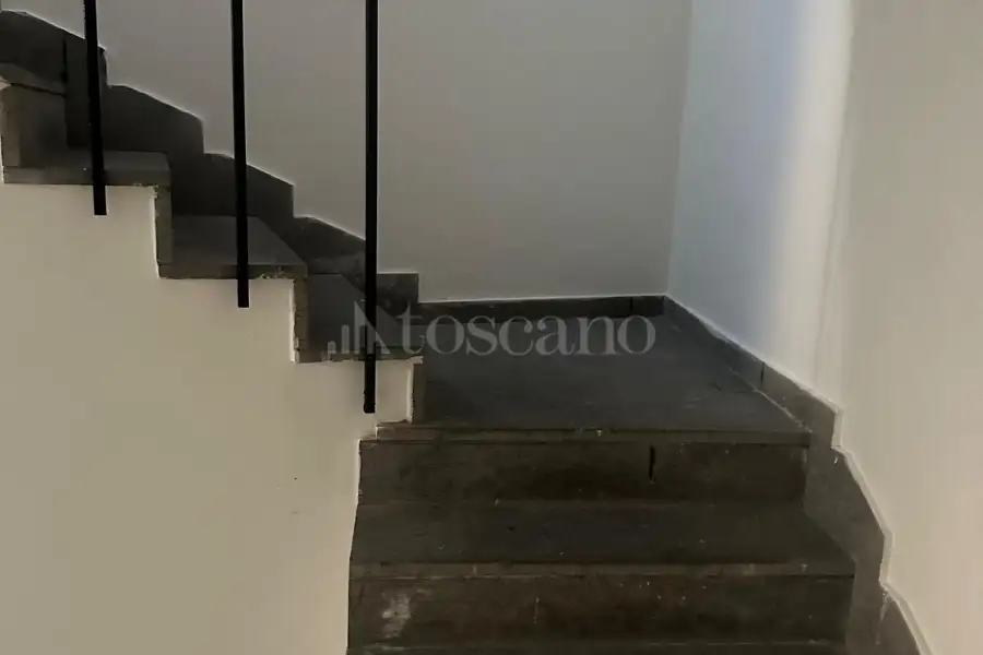 Negozio in affitto di 120 mq a €700 (rif. 109/2025)