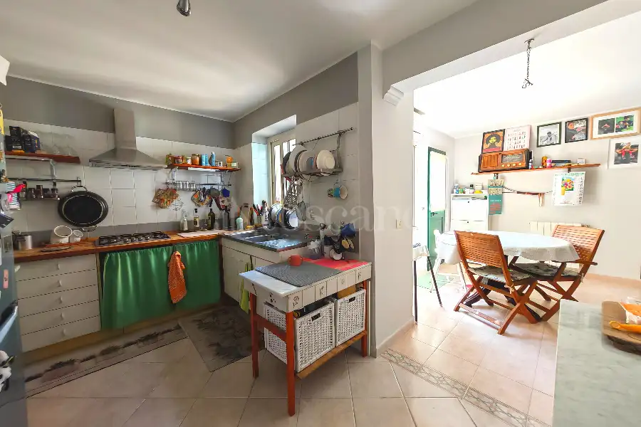 Villa in vendita di 240 mq a €695.000 (rif. 25/2025)