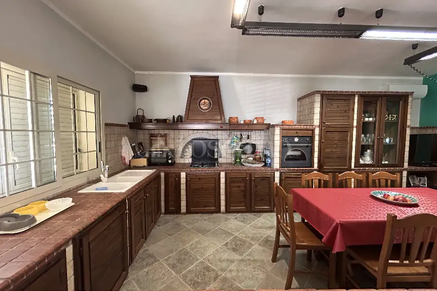 Villa in vendita di 290 mq a €298.000 (rif. 131/2025)