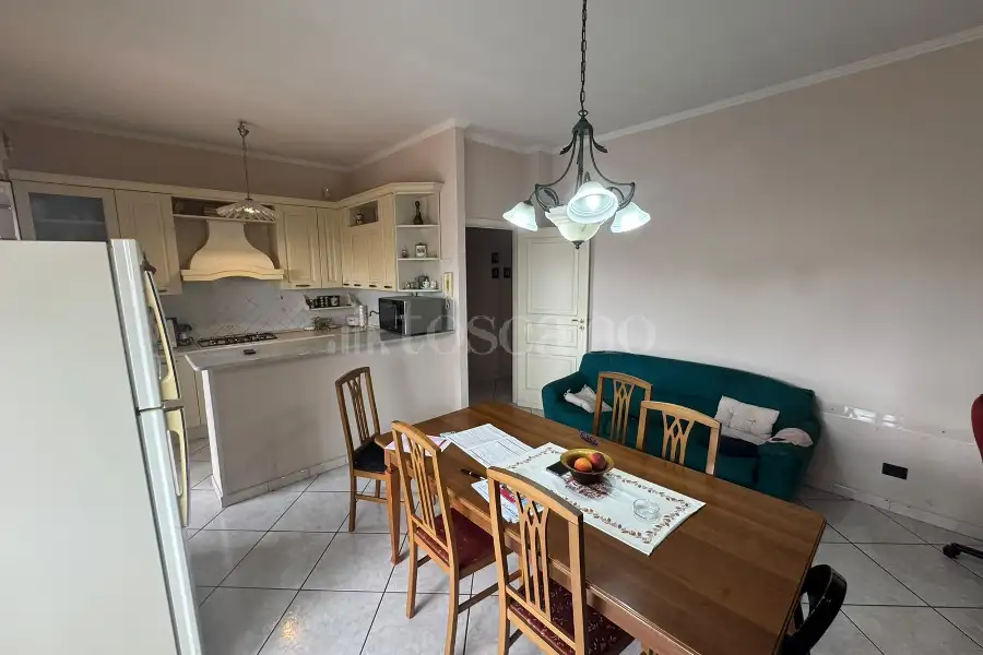 Villa Bifamiliare in vendita di 480 mq a €499.000 (rif. 171/2026)