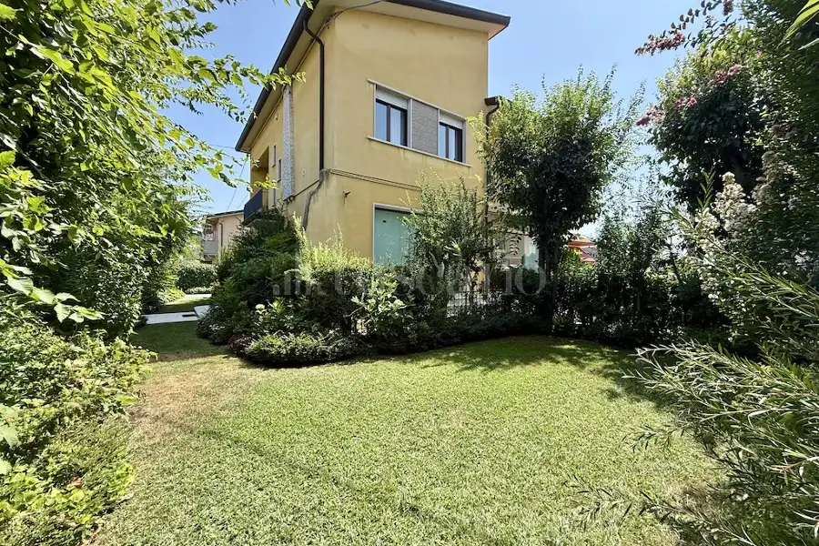 Casa Indipendente in vendita di 200 mq a €490.000 (rif. 31/2026)