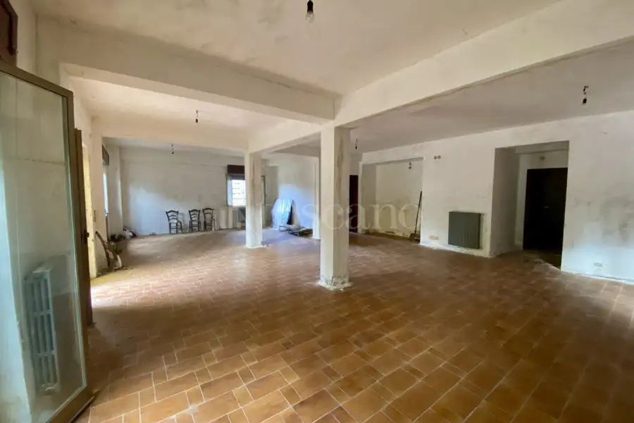 Villa in vendita di 412 mq a €199.000 (rif. 110/2024)