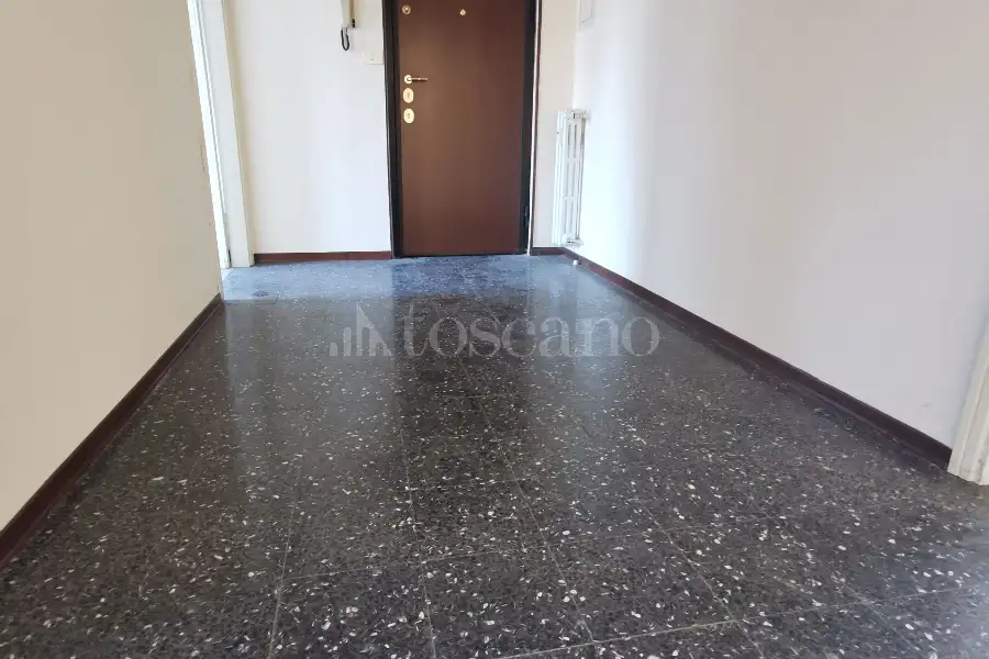 Palazzo in vendita di 510 mq a €240.000 (rif. 39/2026)